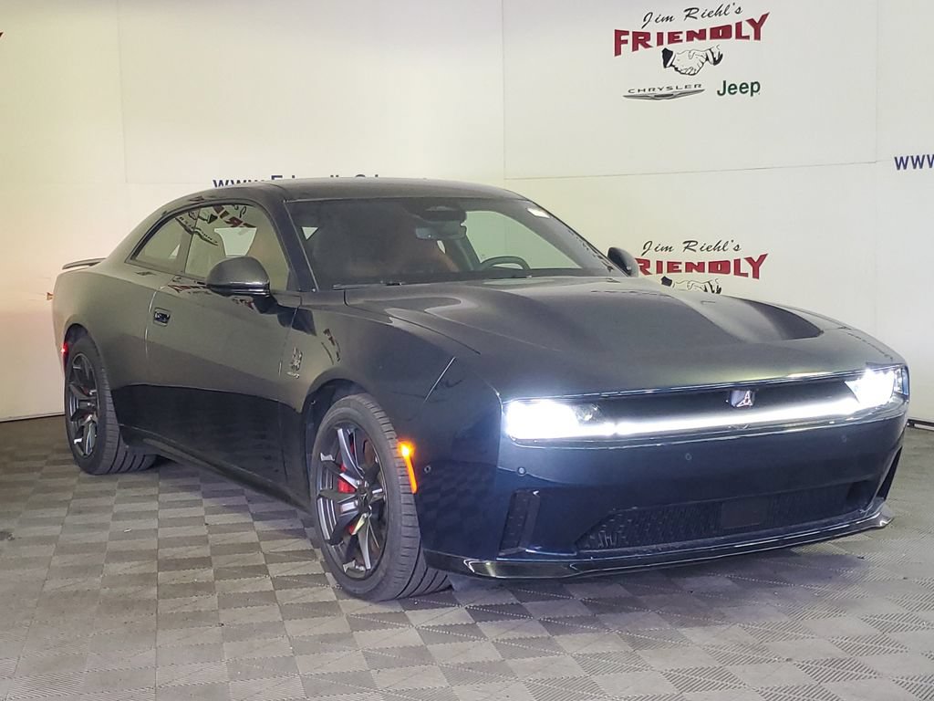 Used 2024 Dodge Charger Daytona Scat Pack w/ Plus Group AWD/4WD image 2