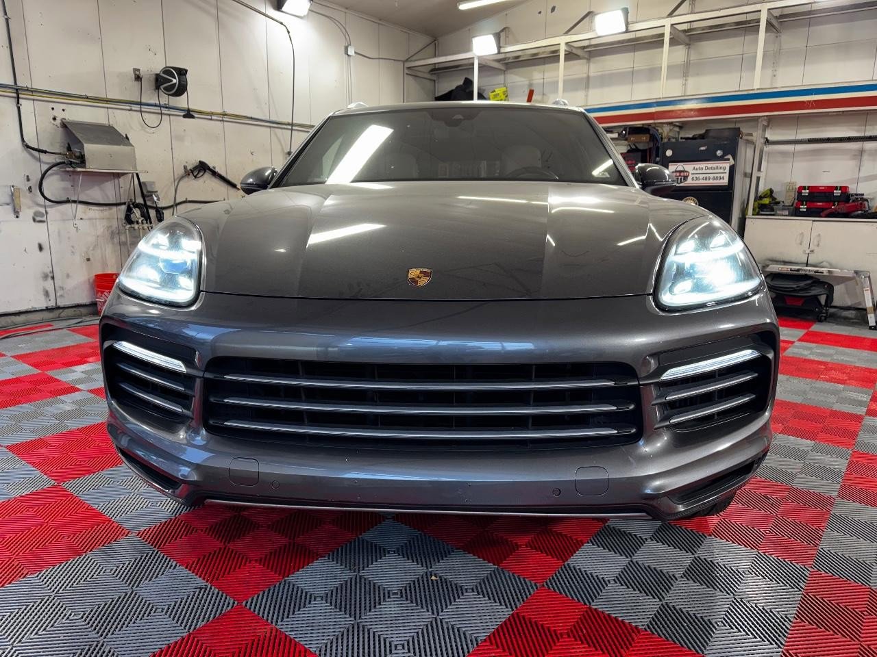 Used 2019 Porsche Cayenne S image 2