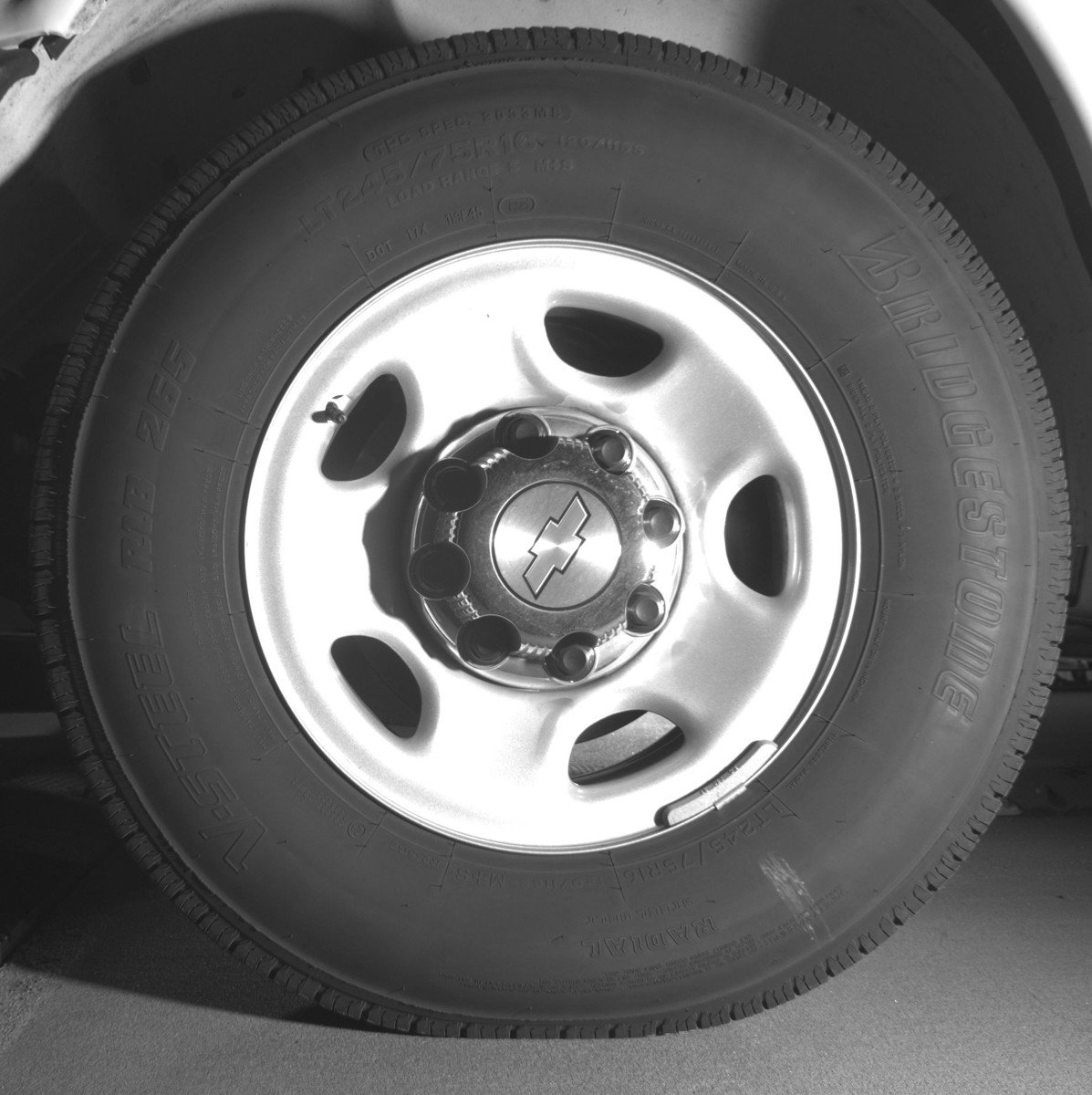 Used 2025 Chevrolet Express 3500 LT w/ LT Preferred Equipment Group image 12