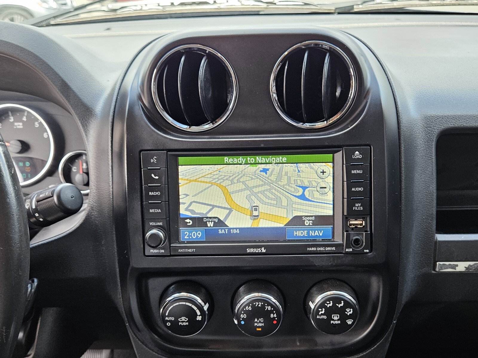 Used 2012 Jeep Compass Limited image 14