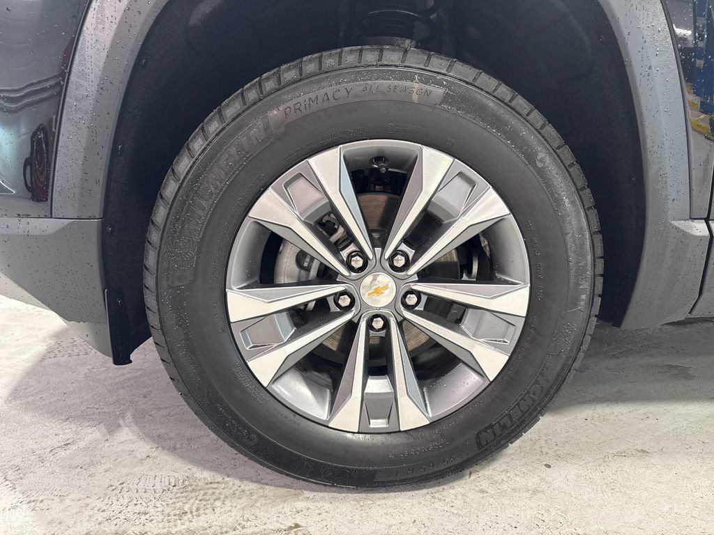 New 2026 Chevrolet Equinox LT w/ Safety and Technology Package AWD/4WD image 46