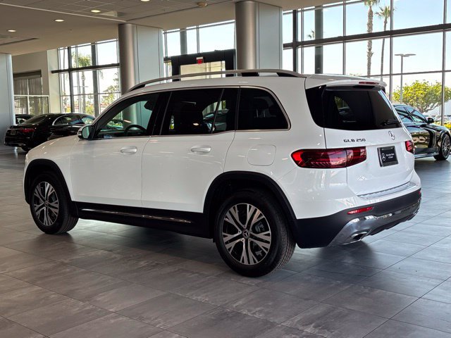 New 2026 Mercedes-Benz GLB 250 4MATIC image 7