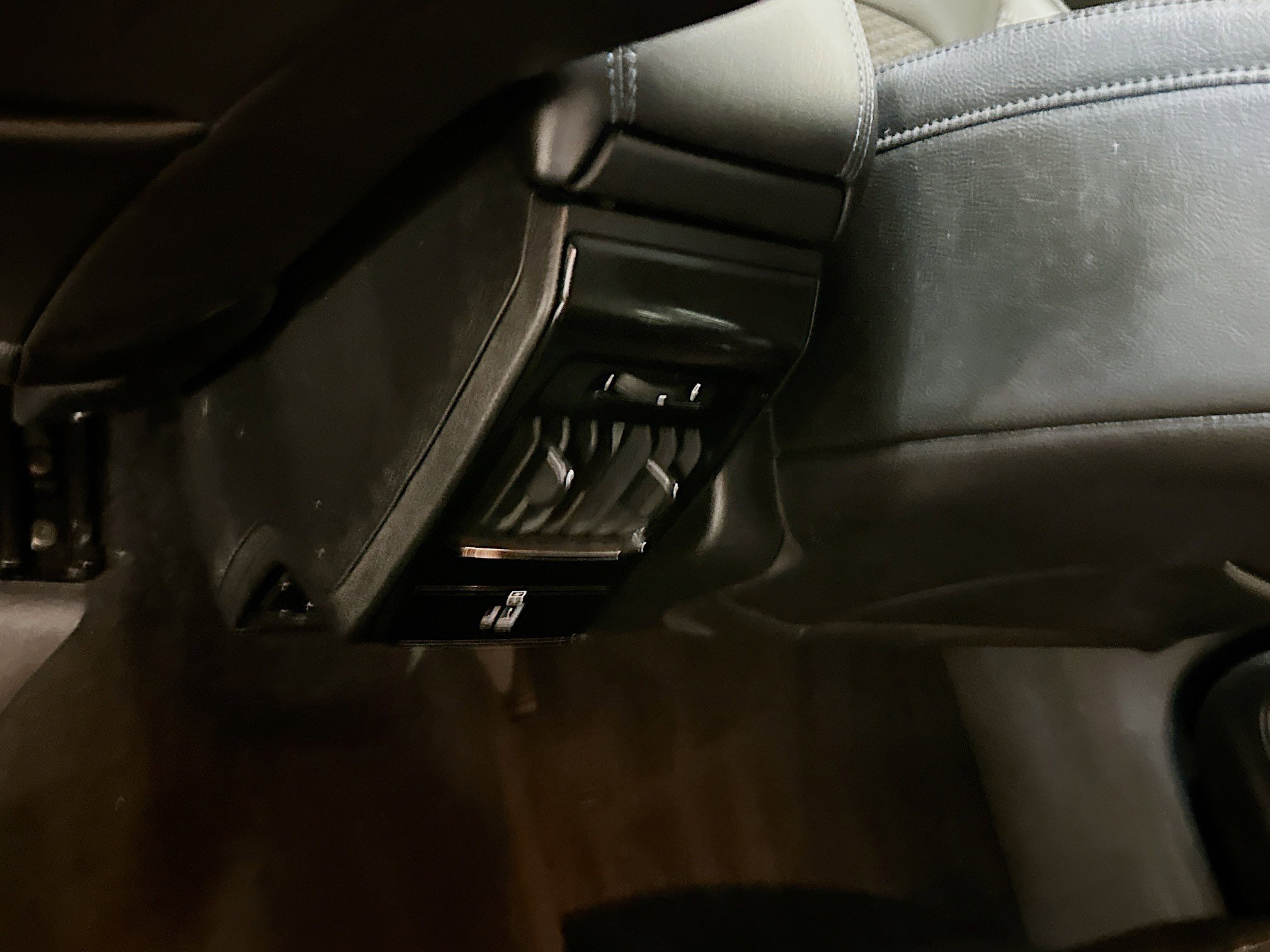 Used 2022 Jeep Compass Latitude w/ Convenience Group AWD/4WD image 27