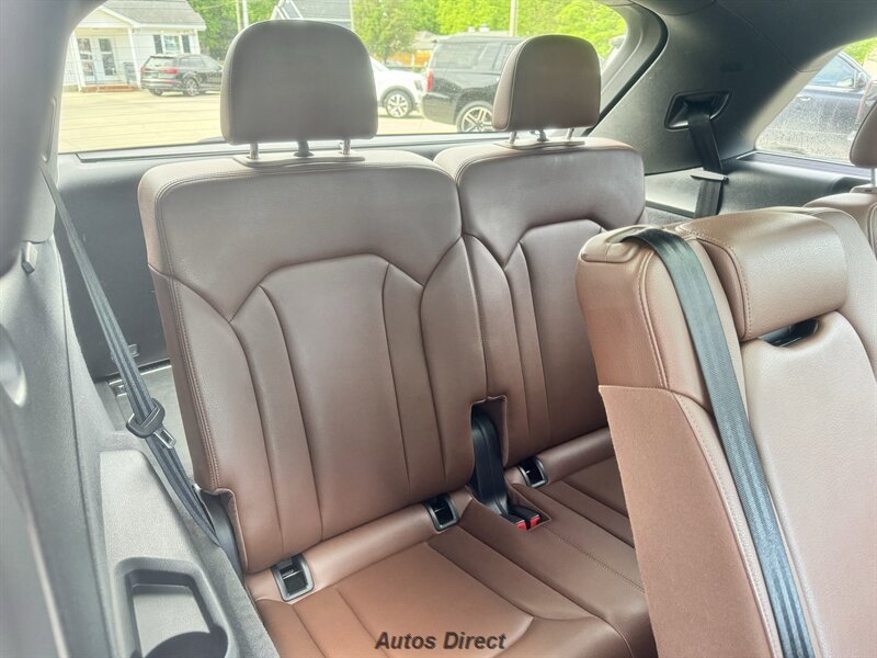Used 2018 Audi Q7 3.0T Prestige w/ Prestige Package AWD/4WD image 35
