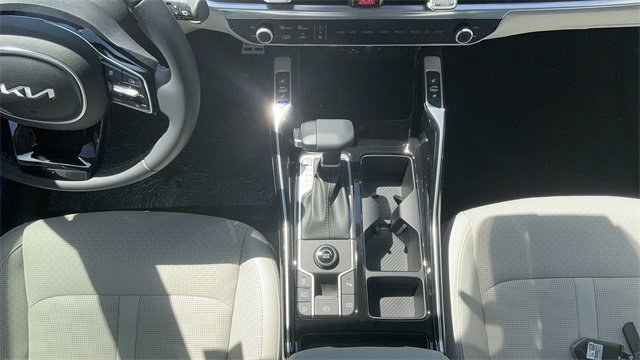 Used 2025 Kia Sorento SX image 35