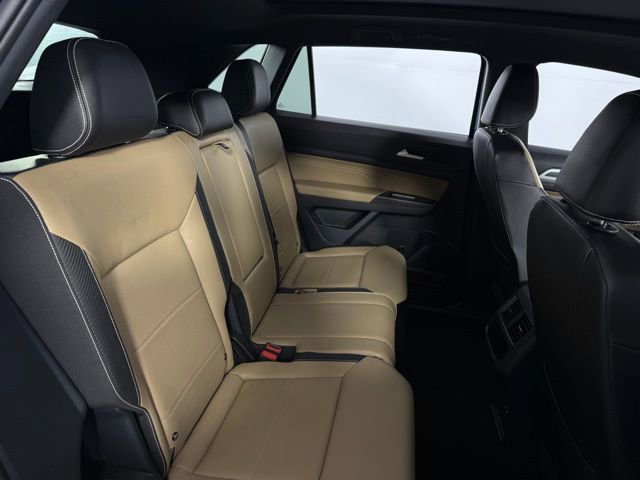 Used 2023 Volkswagen Atlas Cross Sport SE image 16