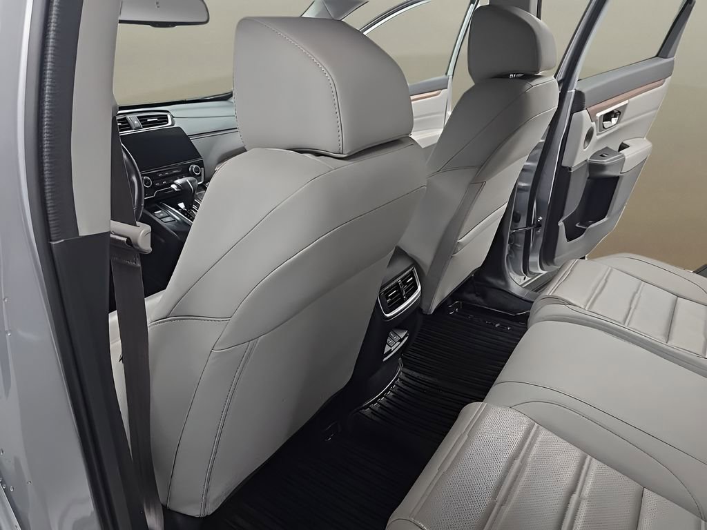 Used 2019 Honda CR-V Touring image 14