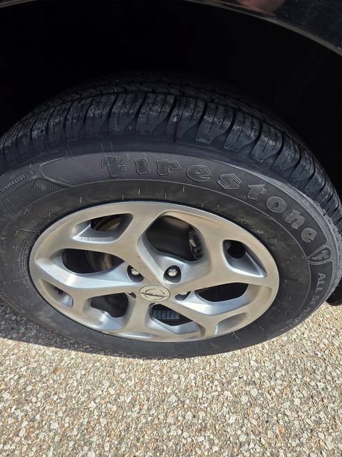Used 2023 Chrysler Pacifica Limited FWD image 10