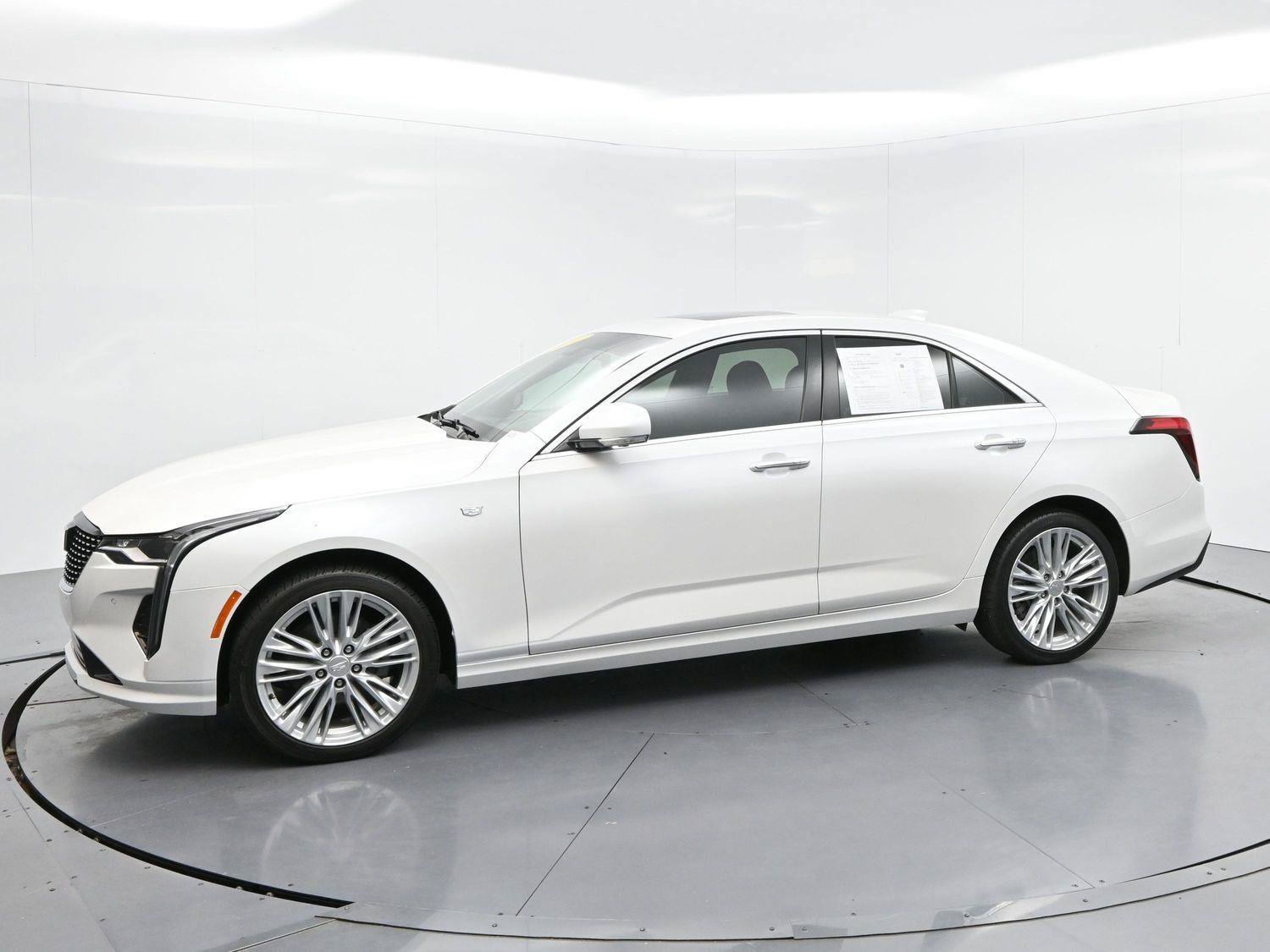 Certified 2022 Cadillac CT4 Premium Luxury AWD/4WD image 4