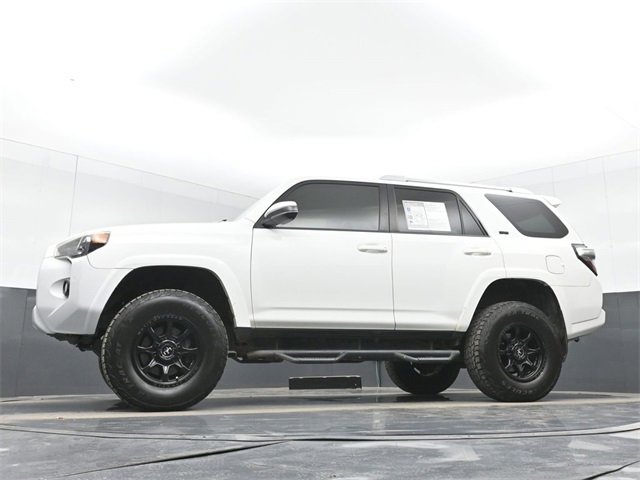 Used 2015 Toyota 4Runner SR5 image 47