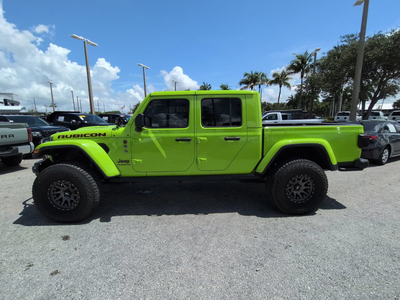 Used 2021 Jeep Gladiator Rubicon AWD/4WD image 8