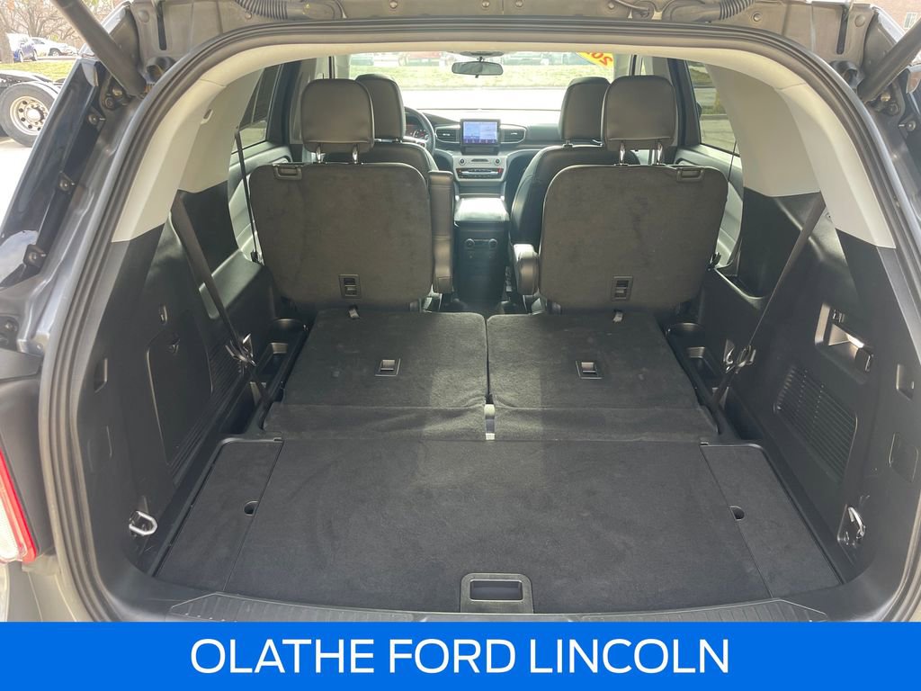 Used 2023 Ford Explorer XLT w/ Equipment Group 202A image 31