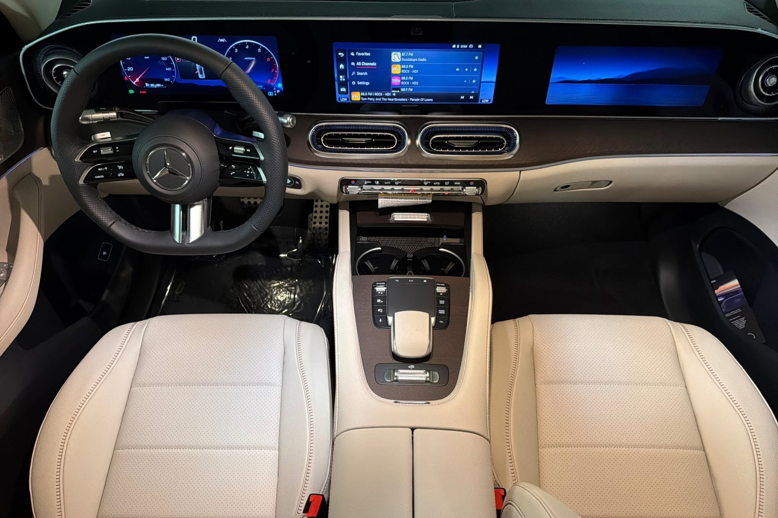 New 2027 Mercedes-Benz GLS 450 4MATIC image 12