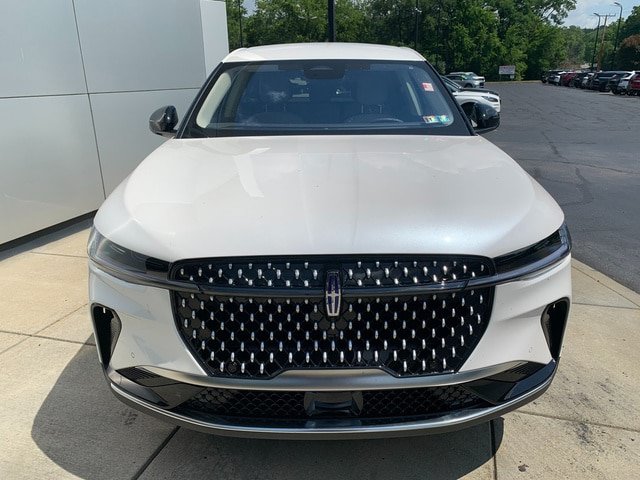 New 2026 Lincoln Nautilus Premier AWD/4WD image 9