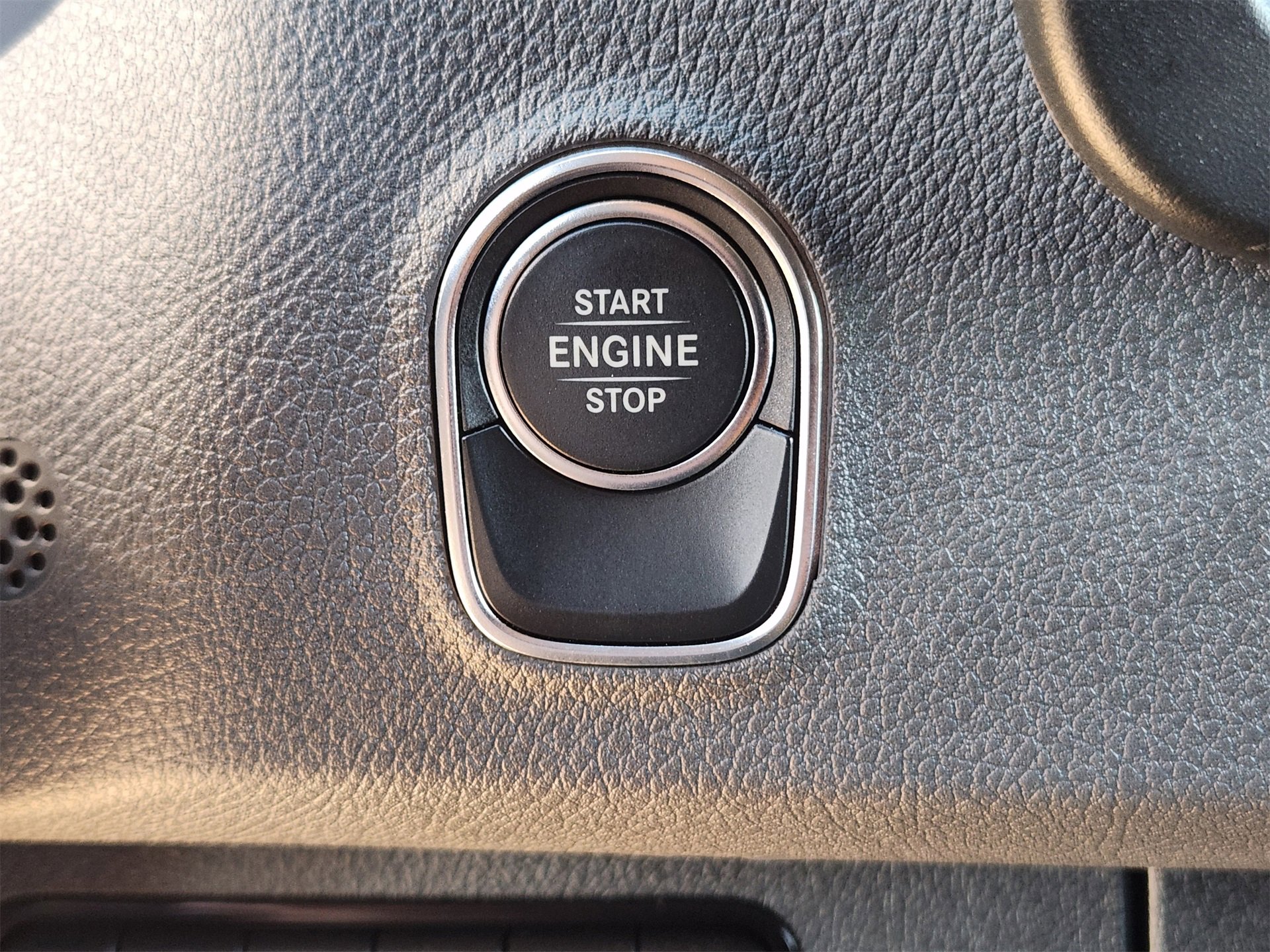 Used 2024 Mercedes-Benz Sprinter 3500 image 21