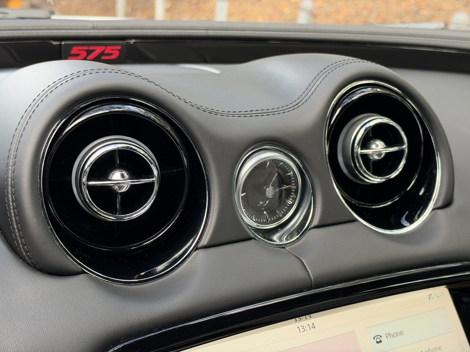 Used 2019 Jaguar XJ R RWD image 22