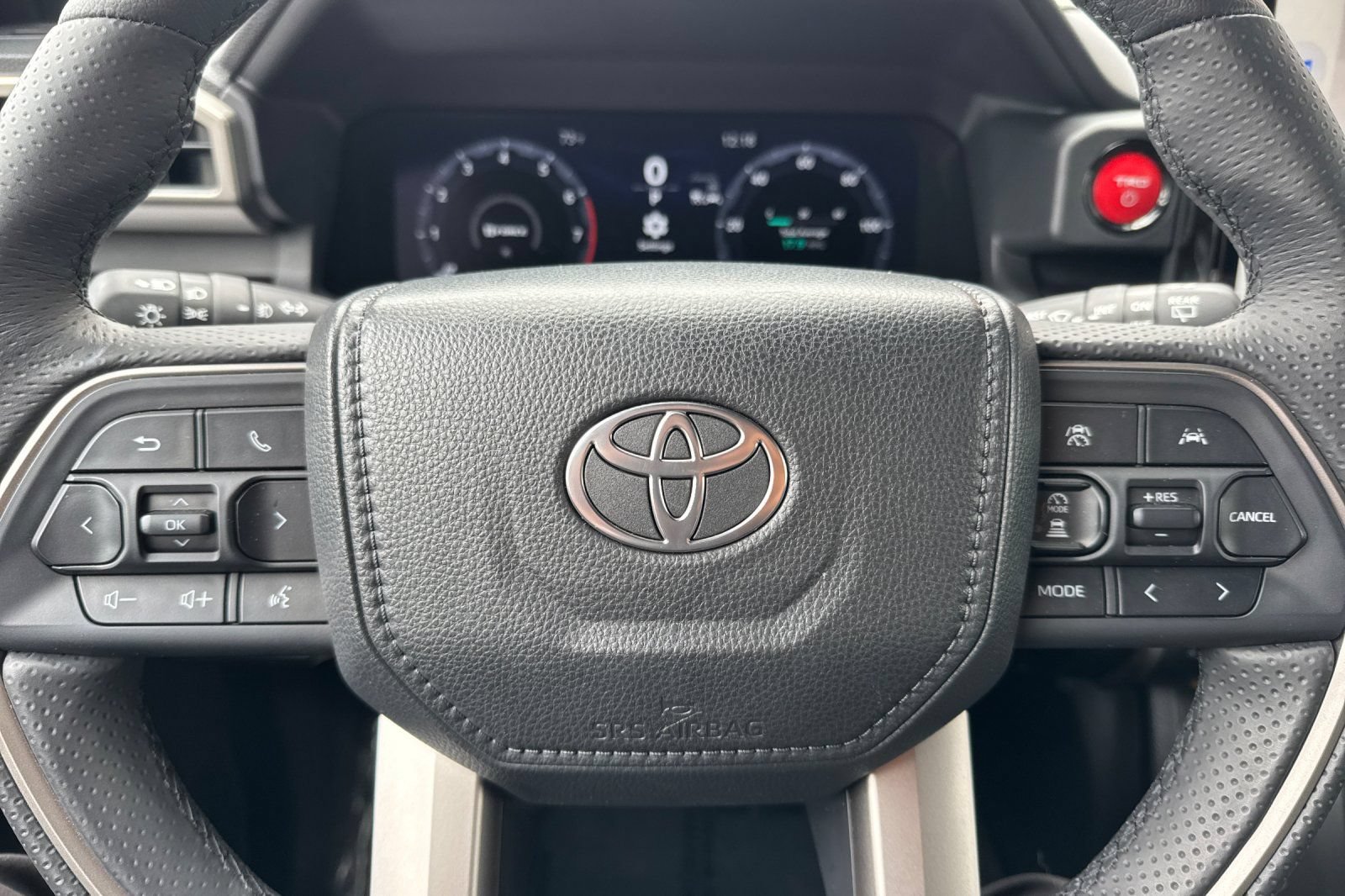 Certified 2025 Toyota 4Runner TRD Off-Road Premium AWD/4WD image 30