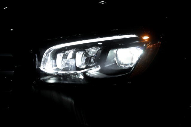 Certified 2026 Mercedes-Benz GLS 450 4MATIC image 8
