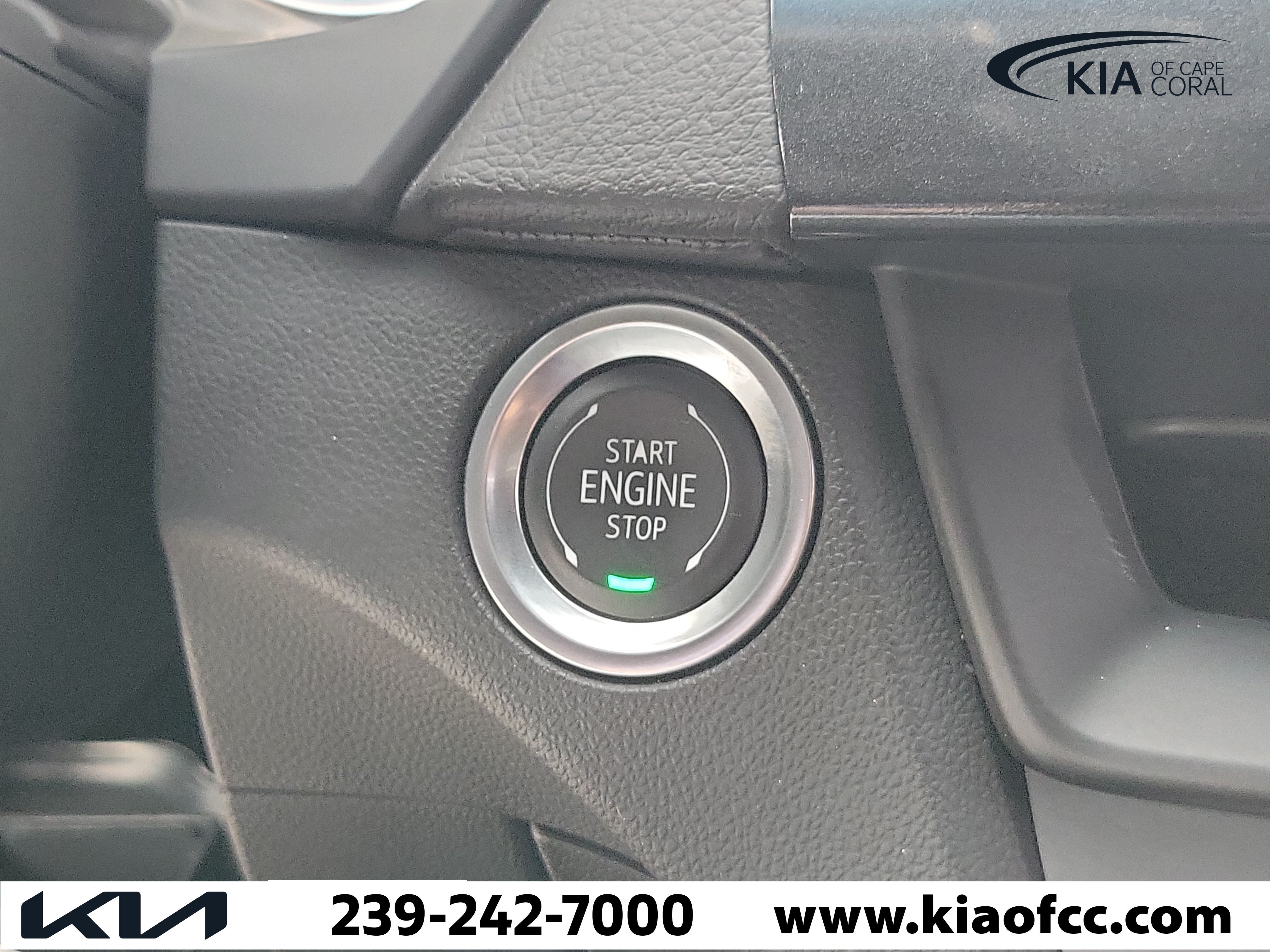 Used 2025 Cadillac CT4 Premium Luxury RWD image 30
