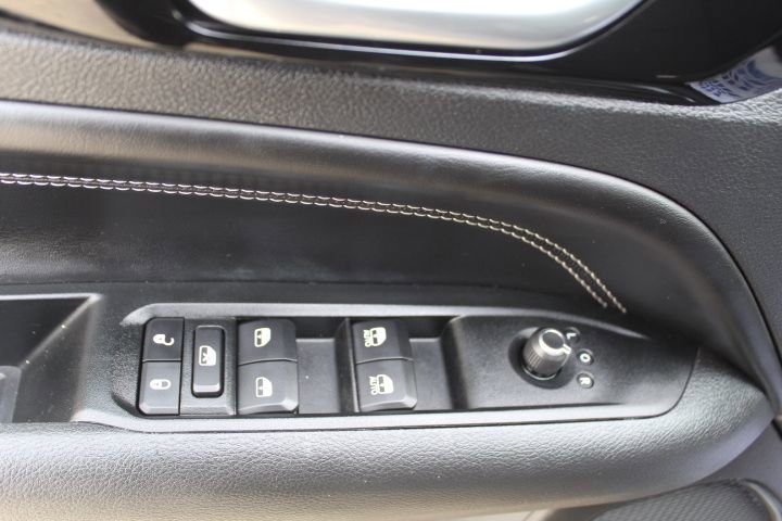 Used 2022 Jeep Compass Altitude image 14