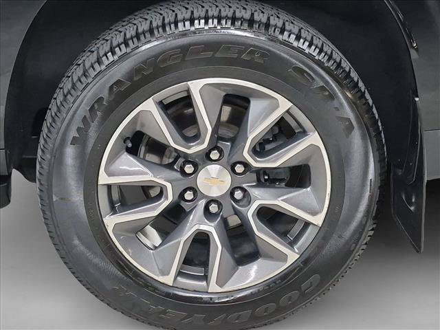Used 2021 Chevrolet Suburban LS w/ Driver Alert Package RWD image 22