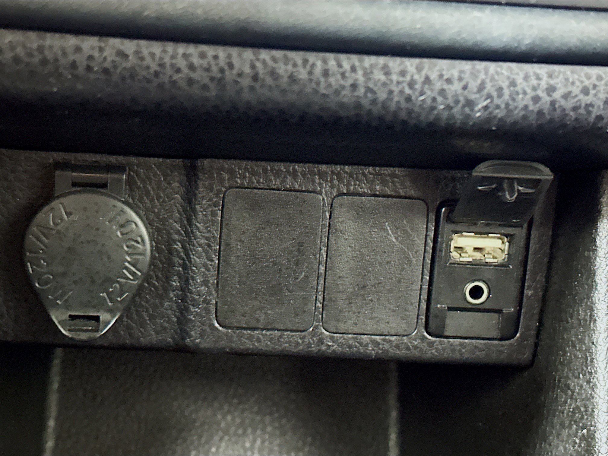 Used 2019 Toyota Corolla LE FWD image 25