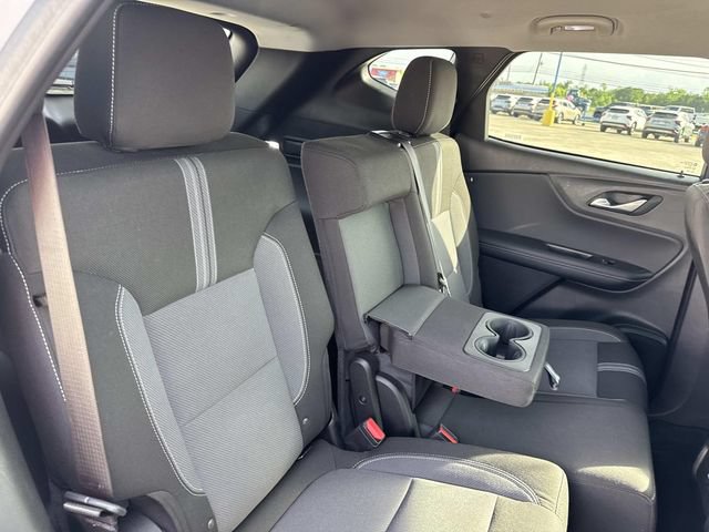 Used 2025 Chevrolet Blazer LT FWD image 23