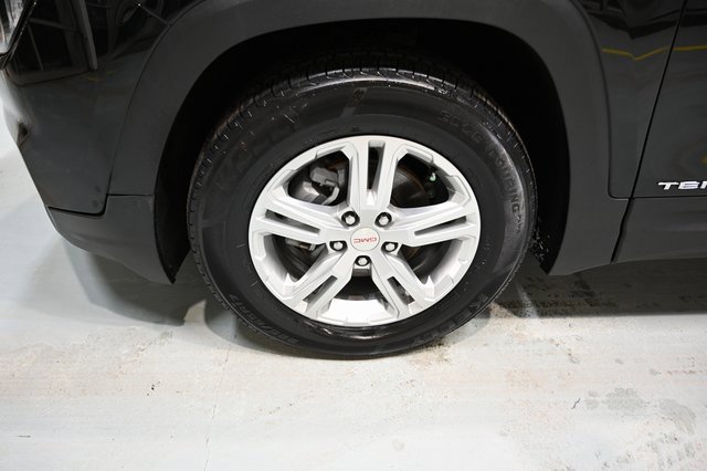 Used 2022 GMC Terrain SLE w/ Driver Convenience Package image 29