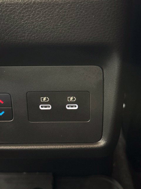 Certified 2025 Nissan Rogue SL w/ SL Premium Package FWD image 29