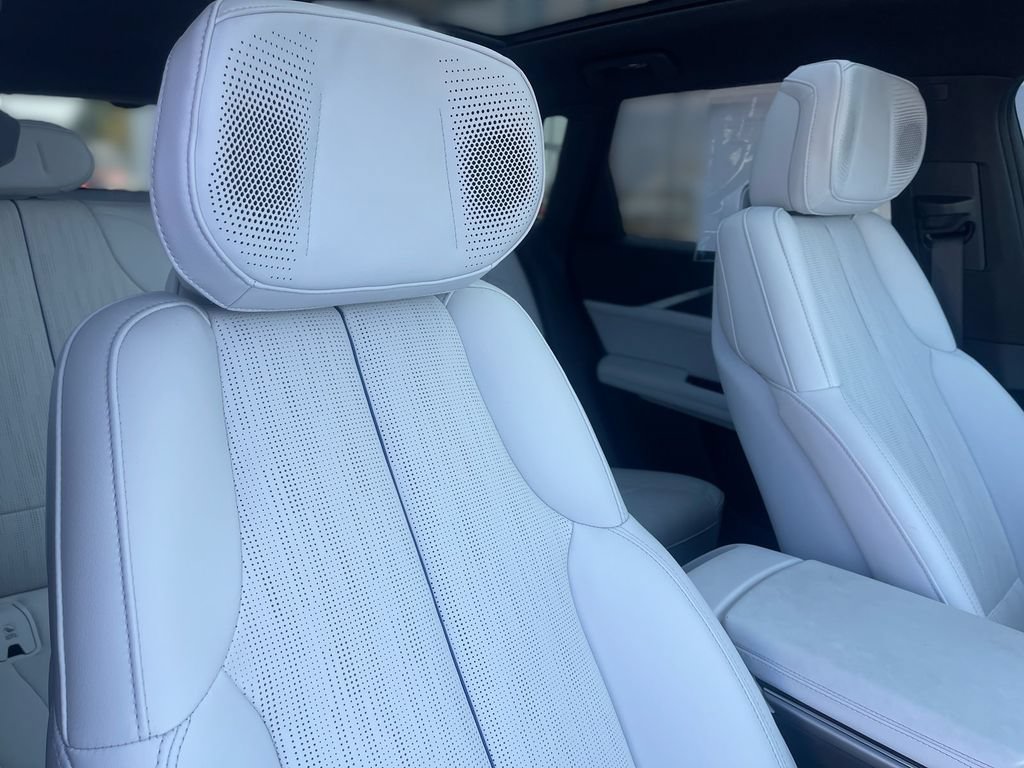 Certified 2024 Cadillac Lyriq Sport AWD/4WD image 42