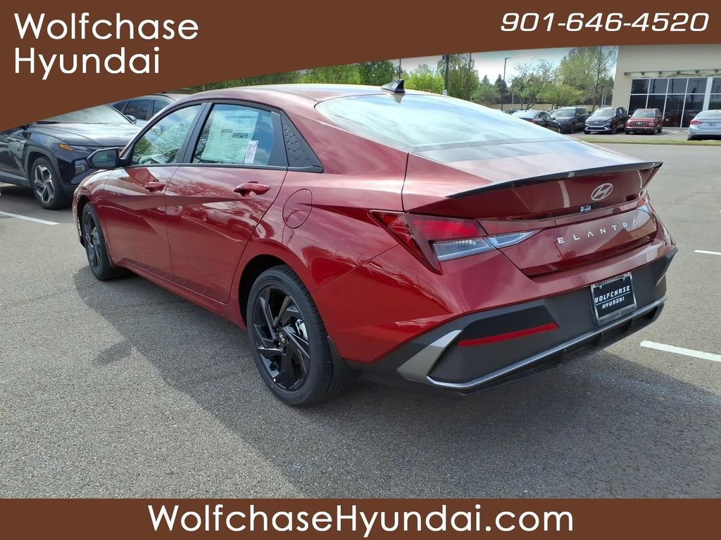 New 2026 Hyundai Elantra Sport FWD image 3