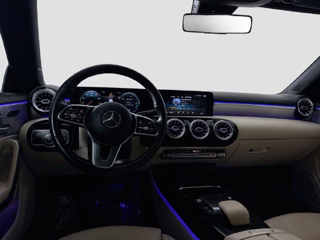 Used 2021 Mercedes-Benz CLA 250 image 16