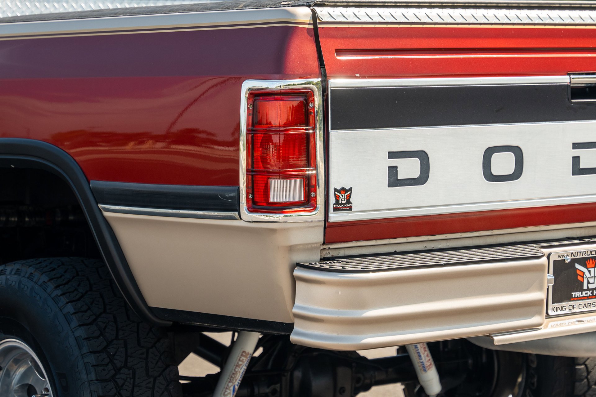 Used 1992 Dodge D/W Truck 350 image 31