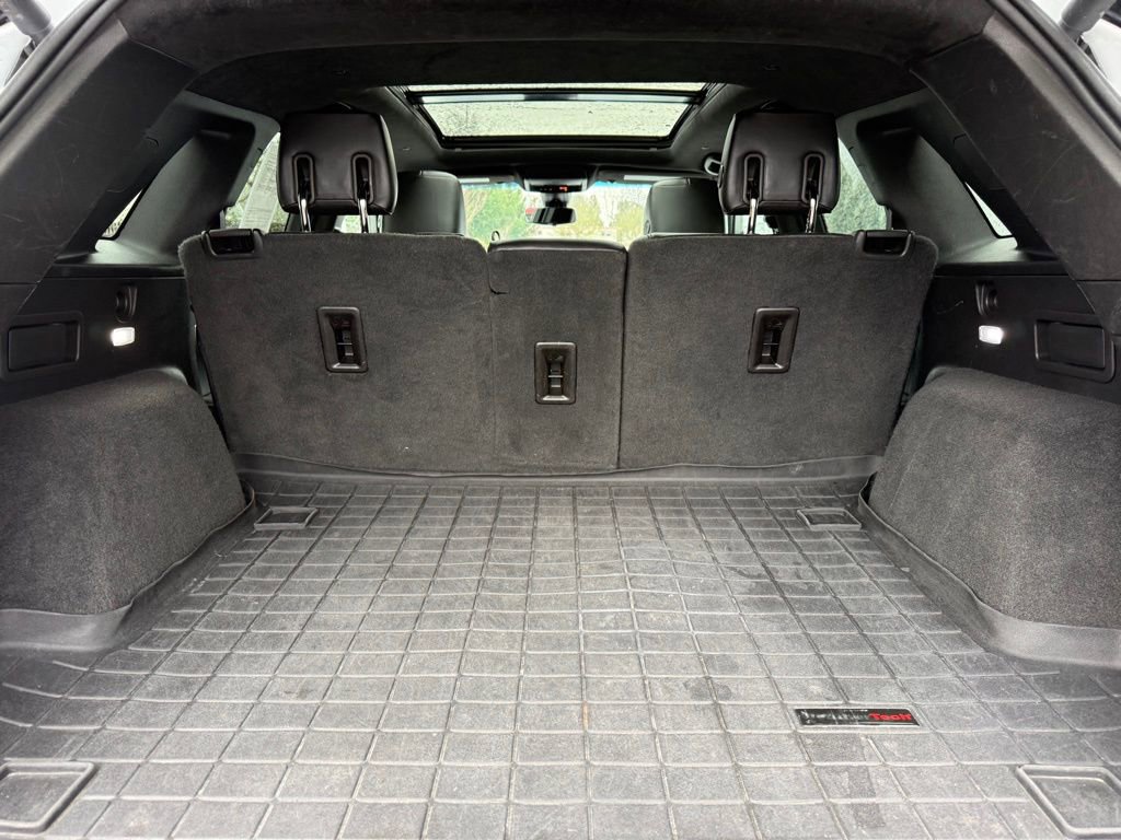 Used 2017 Cadillac XT5 Platinum w/ Driver Assist Package image 12