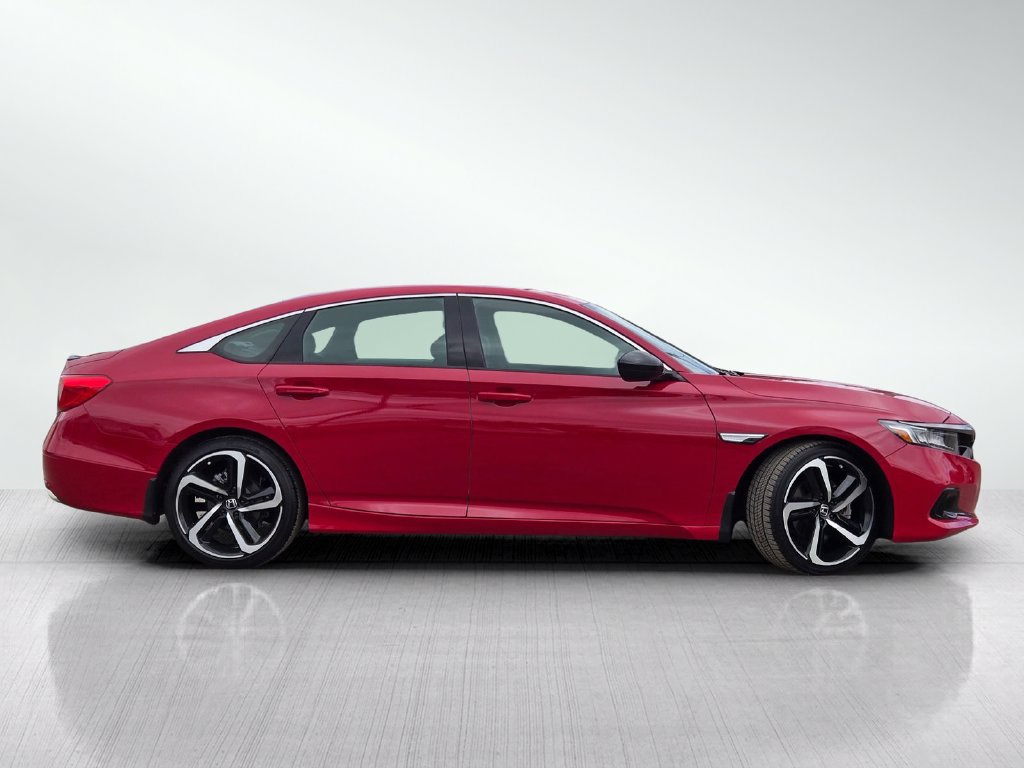 Used 2022 Honda Accord Sport image 4