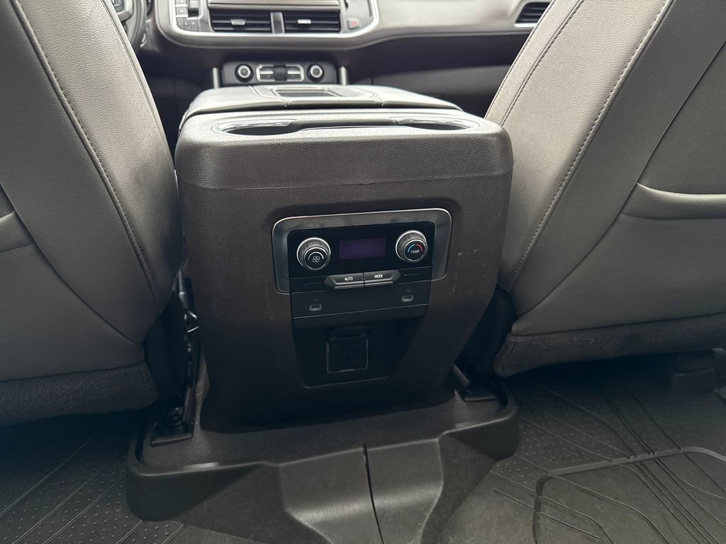 Used 2021 Chevrolet Tahoe Z71 image 30