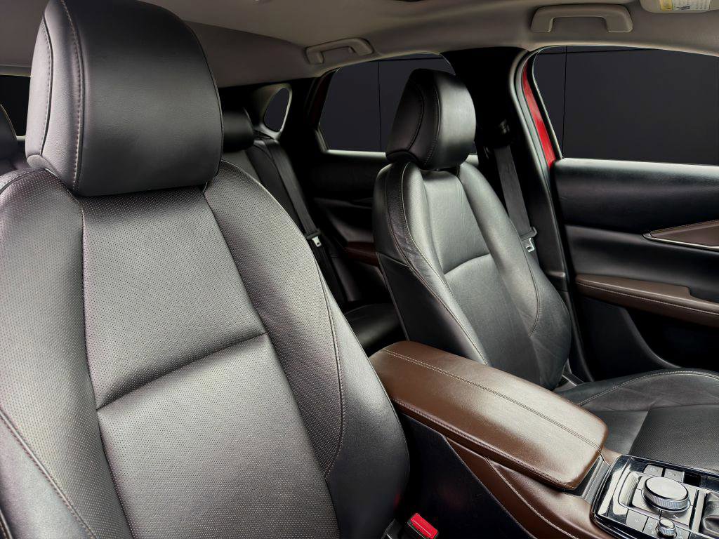 Used 2024 MAZDA CX-30 AWD 2.5 S w/ Premium Package image 14