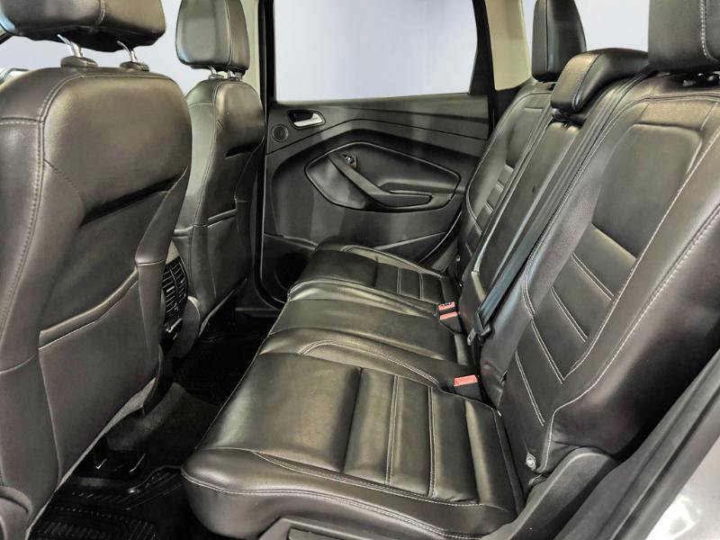 Used 2017 Ford Escape Titanium image 19