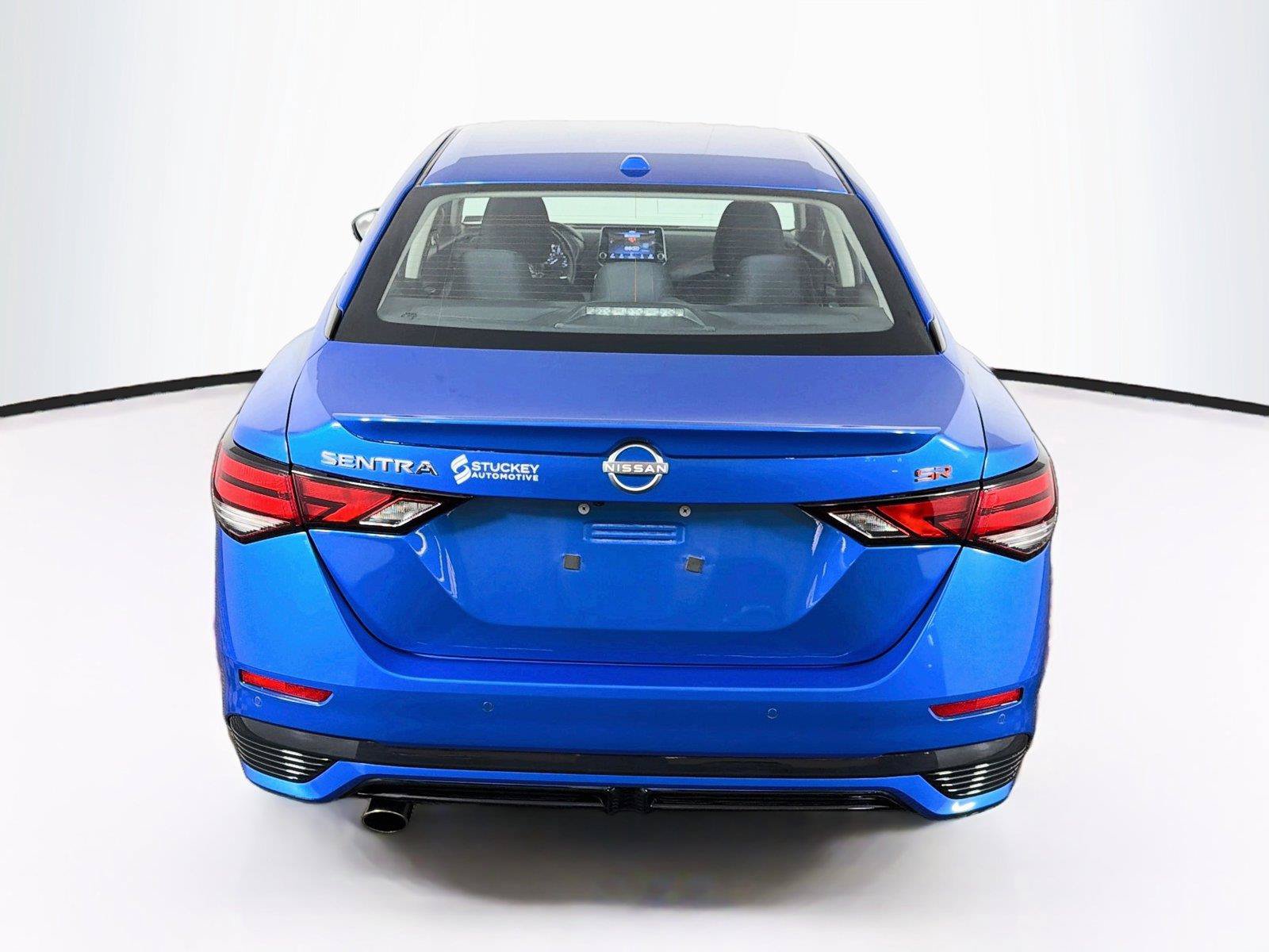Used 2025 Nissan Sentra SR FWD image 10