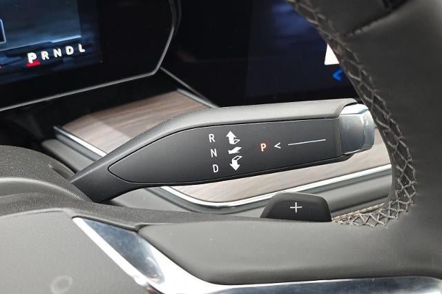 New 2026 Chevrolet Suburban Premier AWD/4WD image 27