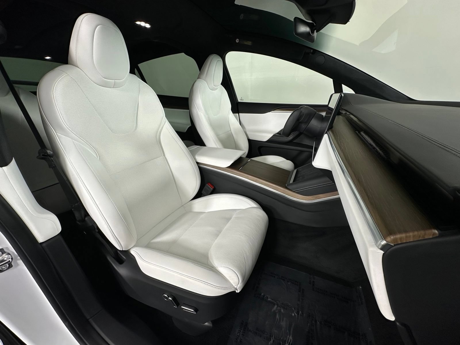 Used 2023 Tesla Model X AWD/4WD image 11