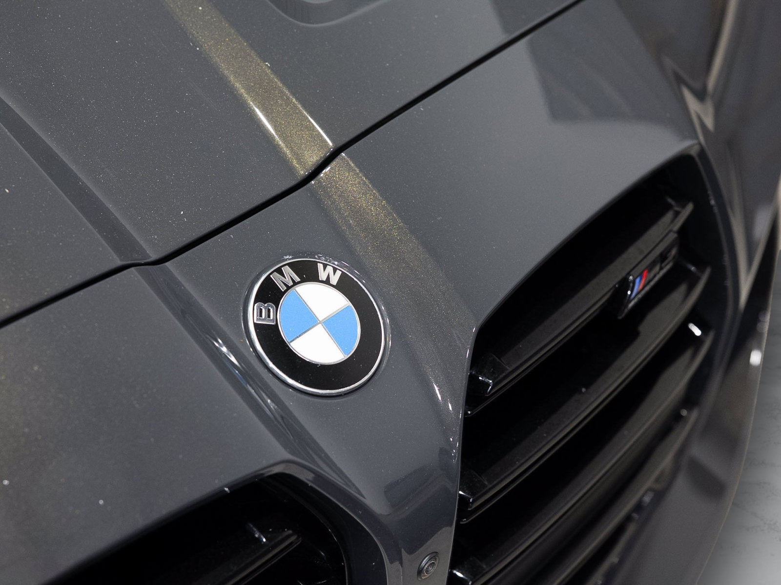 Used 2025 BMW M3 Competition w/ Executive Package AWD/4WD image 19