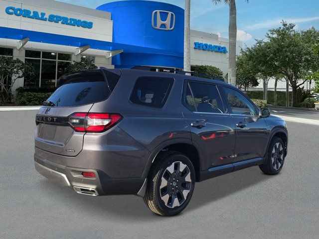 New 2026 Honda Pilot Touring image 5