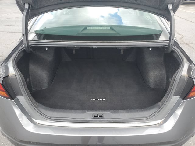 Used 2024 Nissan Altima 2.5 SV FWD image 26