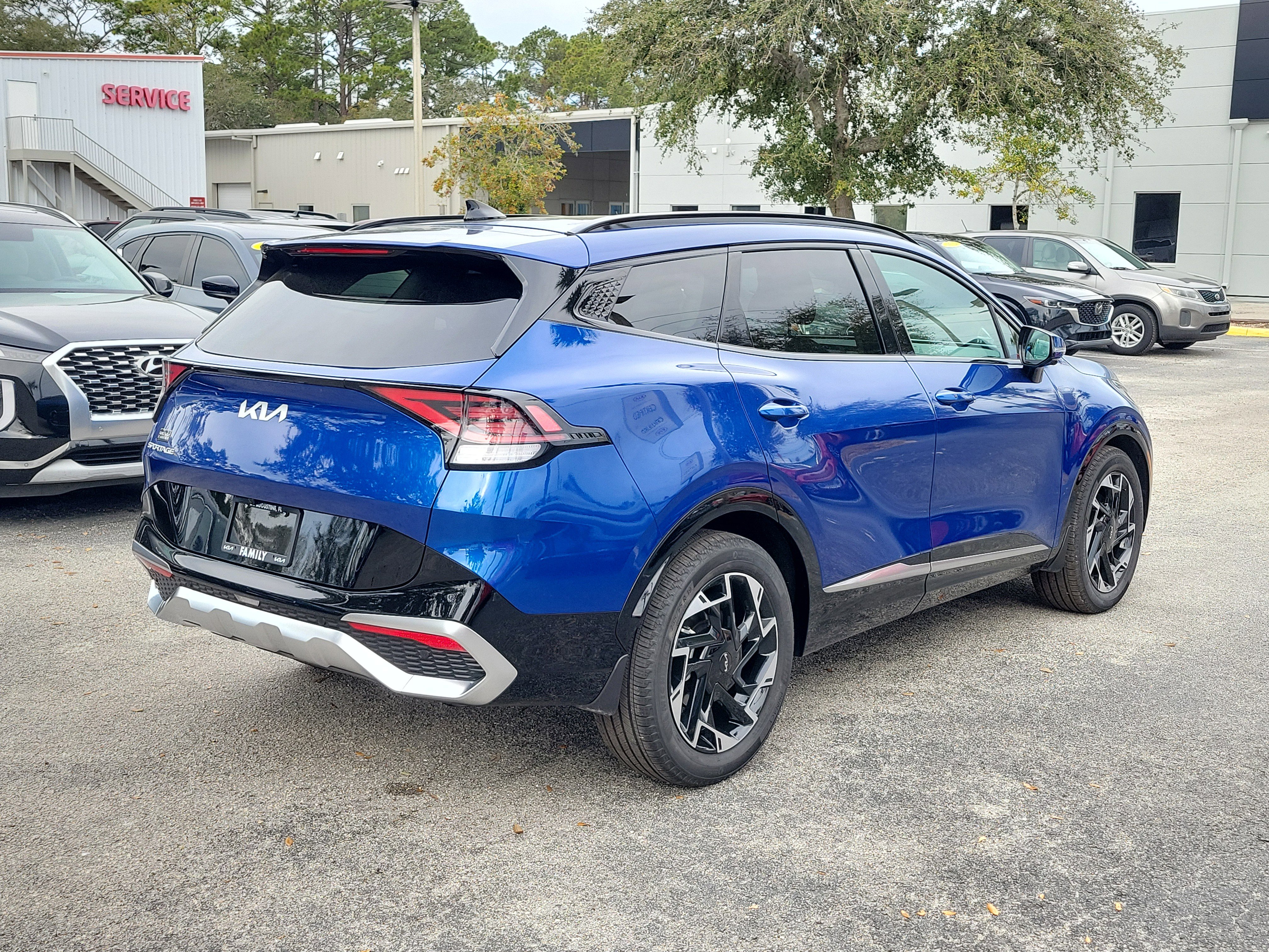 Certified 2025 Kia Sportage SX image 6