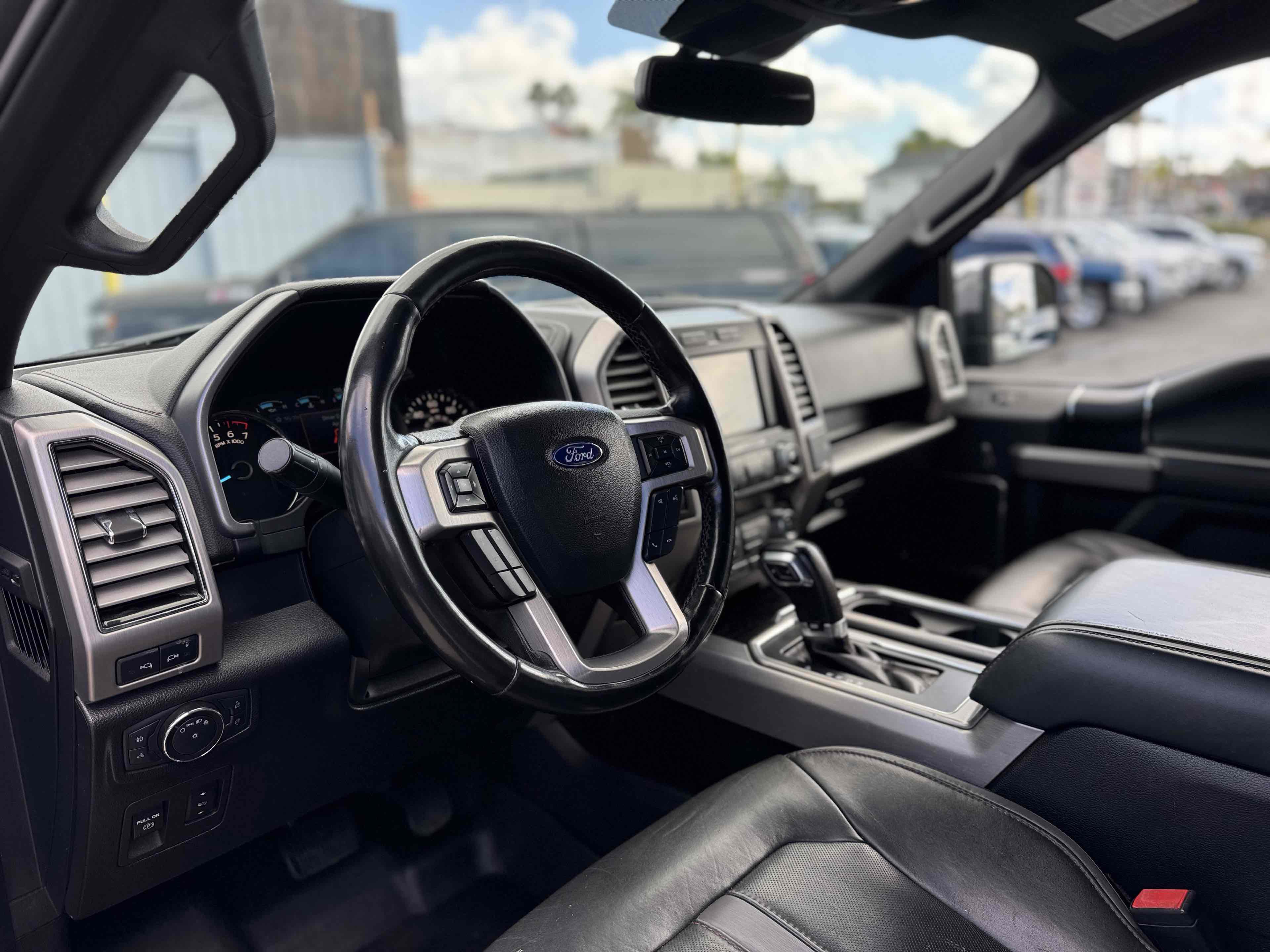 Used 2019 Ford F150 Platinum AWD/4WD image 10