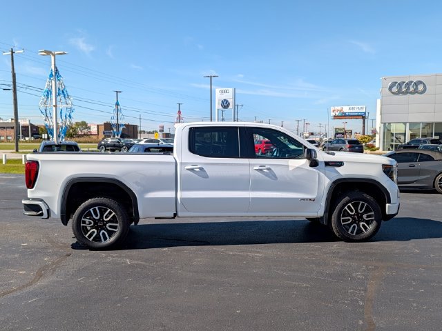 Used 2023 GMC Sierra 1500 AT4 AWD/4WD image 10