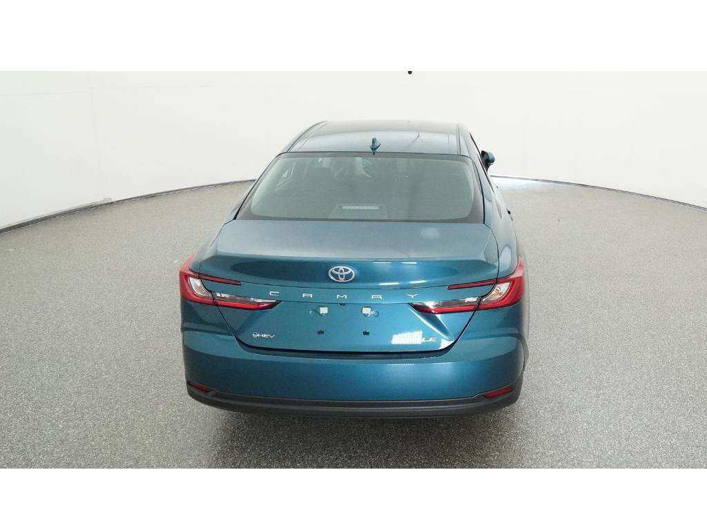 Used 2025 Toyota Camry LE FWD image 9