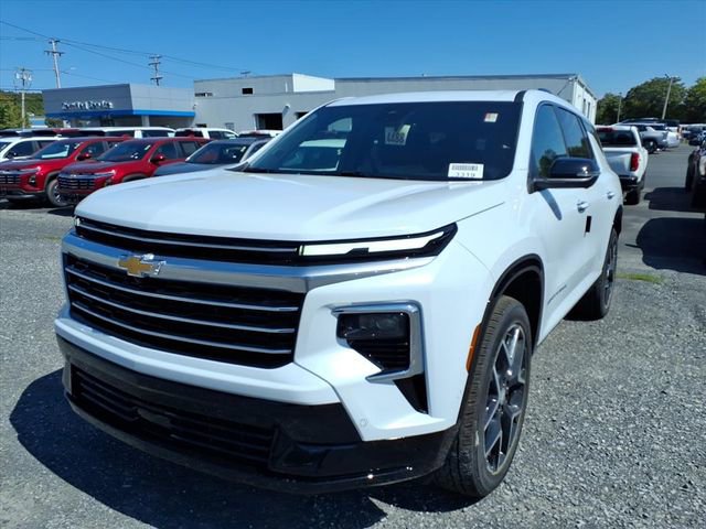 New 2026 Chevrolet Traverse High Country w/ LPO, Floor Liner Package image 3