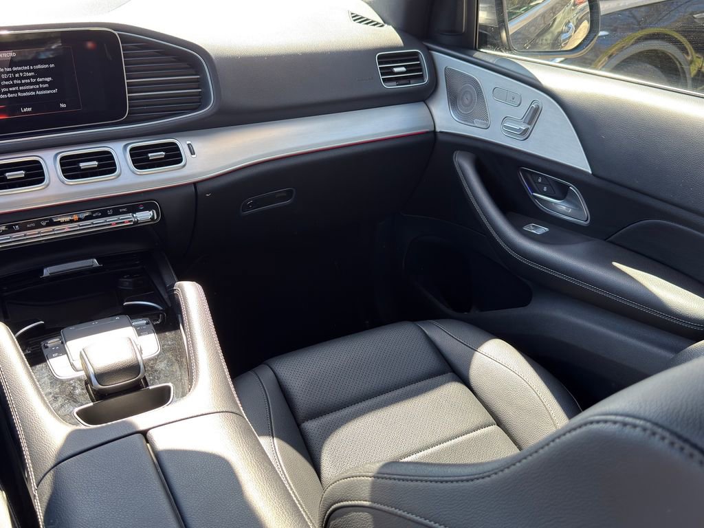 Used 2022 Mercedes-Benz GLE 350 4MATIC w/ Premium Package image 29